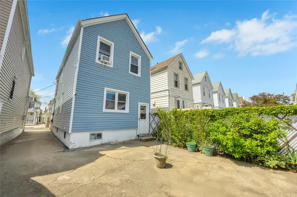 130-55 116th ST, South Ozone Park, NY 11420