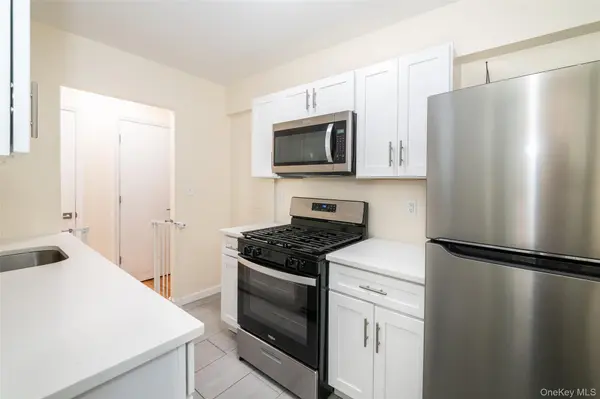 90 Union ST #1A, New Rochelle, NY 10801-2426