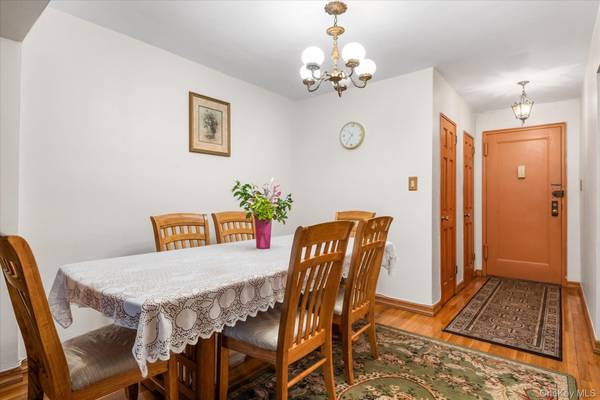 83-75 Woodhaven BLVD #1E, Woodhaven, NY 11421