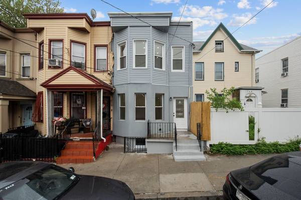 3763 Barnes AVE, Bronx, NY 10467