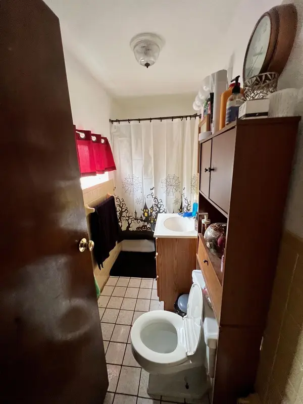 60-85 55 ST, Maspeth, NY 11378