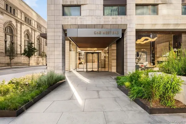 1 West End AVE #26D, New York (manhattan), NY 10023