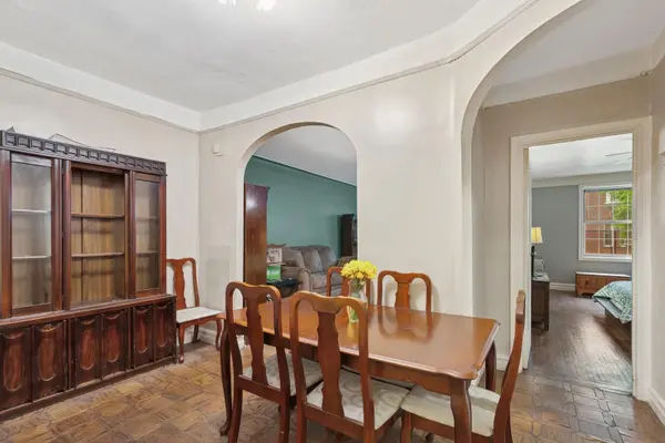 117-01 park lane south #C 1F, Kew Gardens, NY 11418