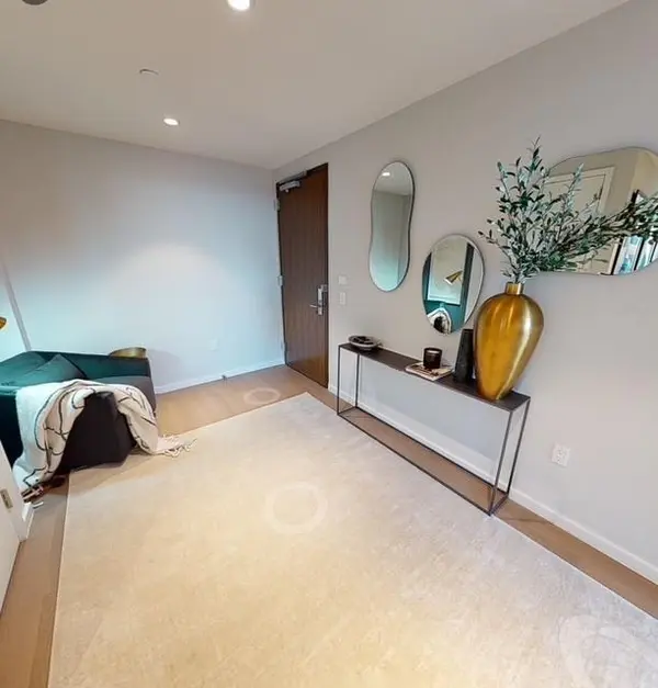 133-27 39th AVE #11Q, Flushing, NY 11354