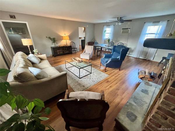 49 N Chestnut ST, Beacon, NY 12508