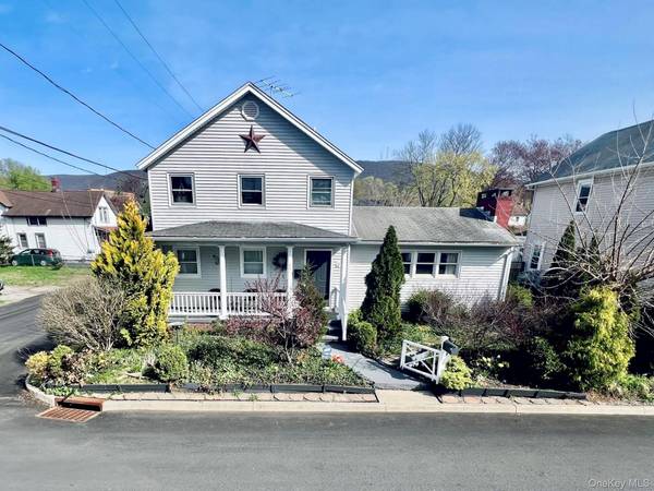 49 N Chestnut ST, Beacon, NY 12508