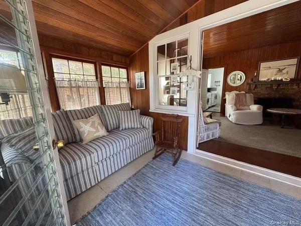 850 Evergreen WALK, Ocean Beach, NY 11770