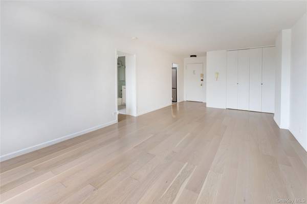 2500 Johnson AVE #3B, Bronx, NY 10463