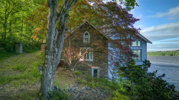 70 Floyd Ackert RD, West Park, NY 12429