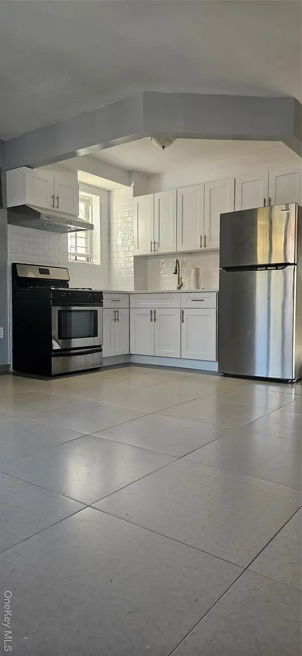 59-44 159 Street, Fresh Meadows, NY 11365