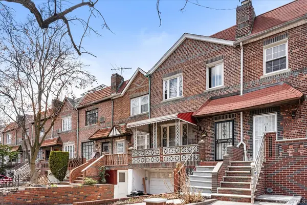 712 E 40th ST, Brooklyn, NY 11210