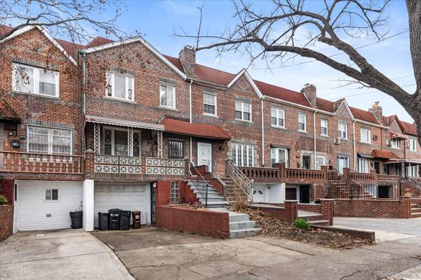 712 E 40th ST, Brooklyn, NY 11210