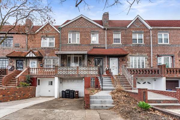 712 E 40th ST, Brooklyn, NY 11210