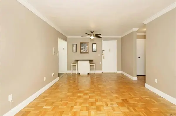 1122 Yonkers #1E, Yonkers, NY 10704