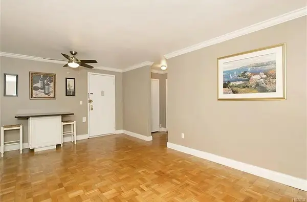 1122 Yonkers #1E, Yonkers, NY 10704
