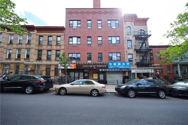 462 52nd ST #2D, Brooklyn, NY 11220