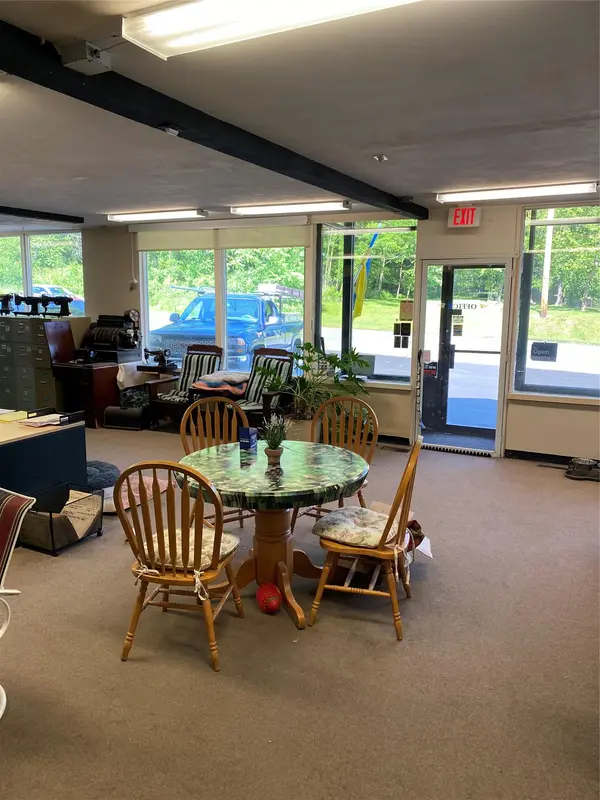 2435 S State Route 32, New Windsor, NY 12553