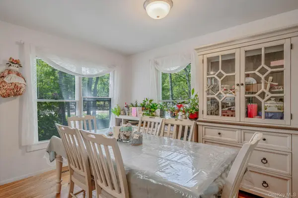 28 Huntting RD, East Hampton, NY 11937