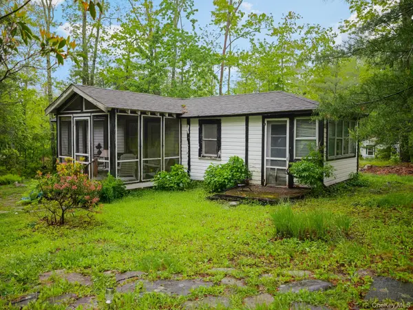 13 Sycamore TRL, Wurtsboro, NY 12790