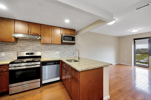172-18 Jamaica AVE #6C, Jamaica, NY 11432