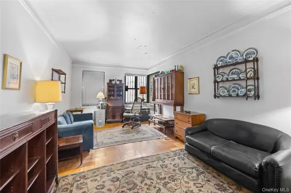 3000 Valentine AVE #1D, Bronx, NY 10458