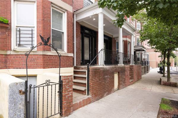 3496 Fort Independence ST, Bronx, NY 10463