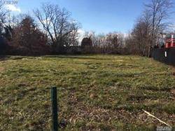 770 N Broadway, Amityville, NY 11701