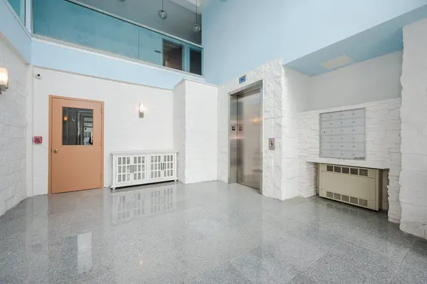 661 W Broadway #203, Long Beach, NY 11561