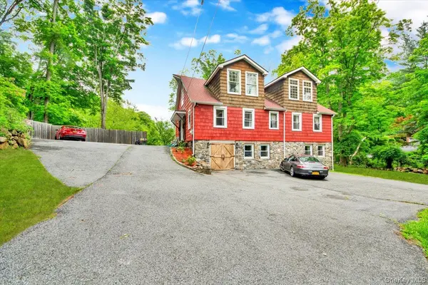 161 Goldens Bridge RD, Katonah, NY 10536
