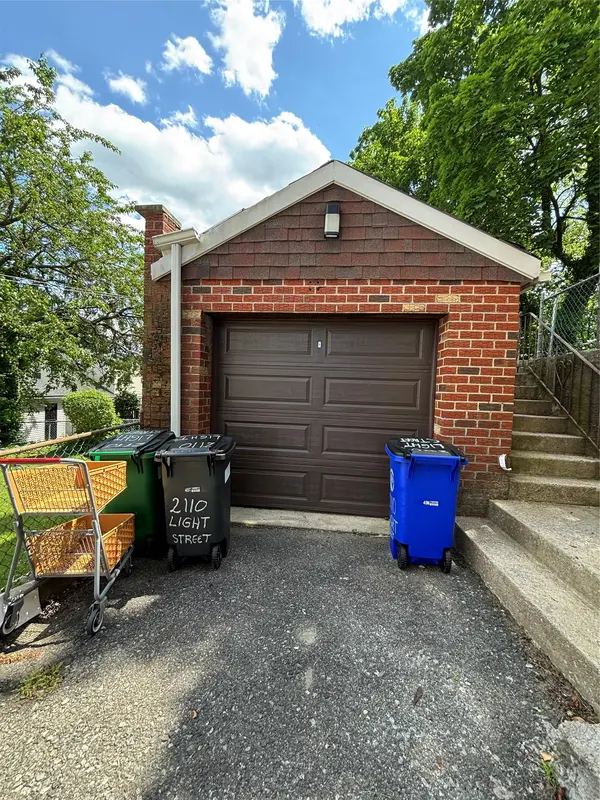 2110 Light ST, Bronx, NY 10466
