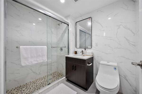 97-30 64th AVE #3B, Rego Park, NY 11374