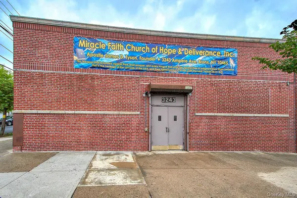 3243 Ampere AVE, Bronx, NY 10465