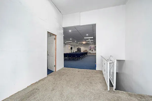 3243 Ampere AVE, Bronx, NY 10465