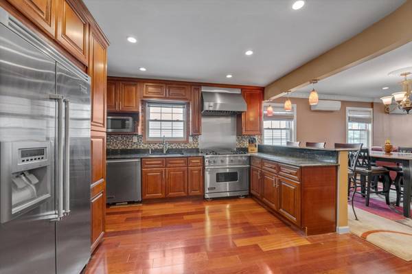 90 Milford ST, Brooklyn, NY 11208