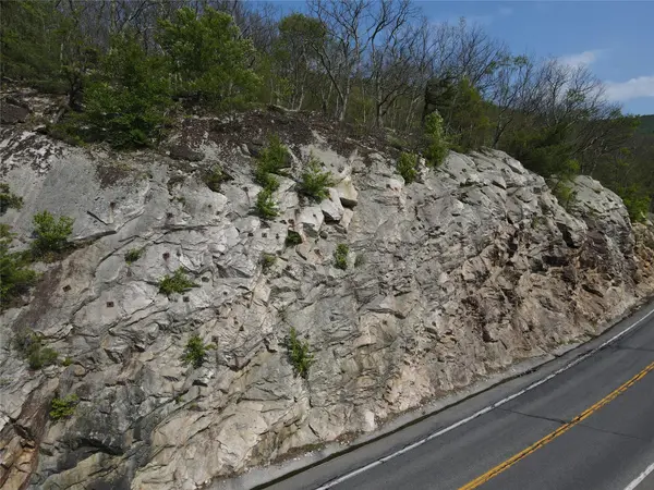 Route 52, Ellenville, NY 12489