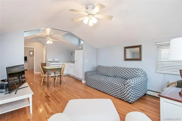 25 B Edgewater PARK #25 B, Bronx, NY 10465