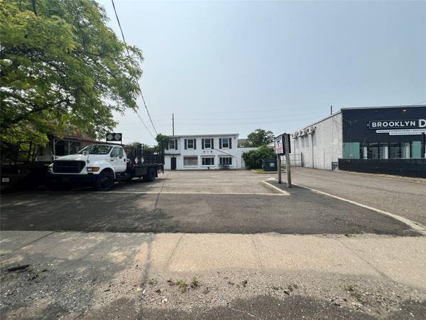 306-308 Route 109, Farmingdale, NY 11735