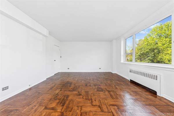 5355 Henry Hudson Pkwy #4G, Bronx, NY 10471