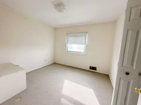 2311 Whitestone EXPY, Whitestone, NY 11357