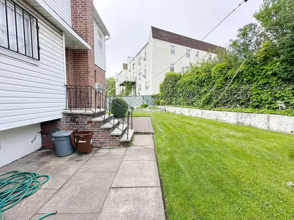 2311 Whitestone EXPY, Whitestone, NY 11357