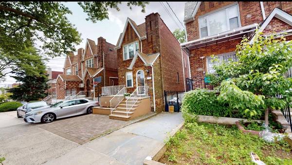 2547 Laconia AVE, Bronx, NY 10469