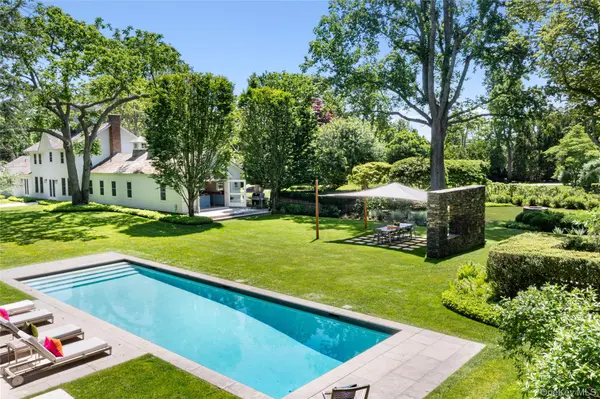 182 Church LN, Bridgehampton, NY 11932