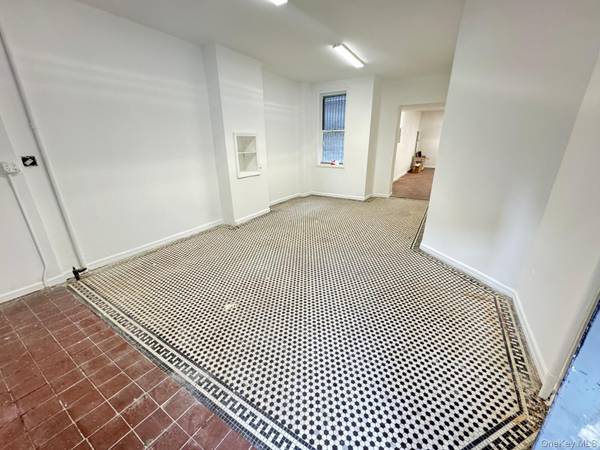 6904 15th AVE, Brooklyn, NY 11228