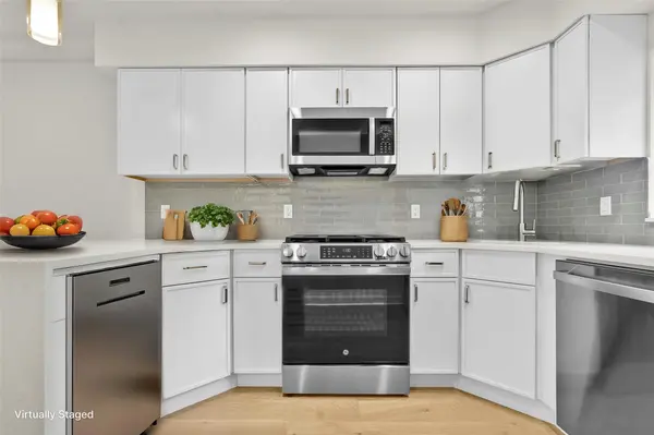 25-25 31st AVE #5, Astoria, NY 11106