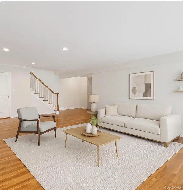 1390 Broadway #118, Hewlett, NY 11557