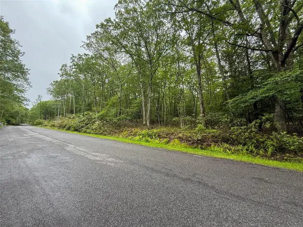 Old Sackett Road, Rock Hill, NY 12775