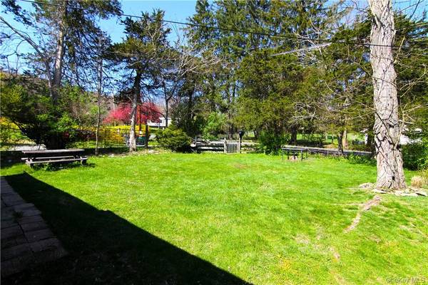 191 SYLVAN LAKE RD #1, Hopewell Junction, NY 12533
