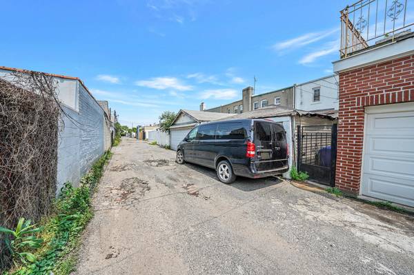 2168 37th ST, Astoria, NY 11105