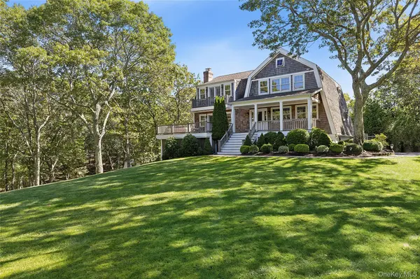 22 Old Trail RD, Water Mill, NY 11976