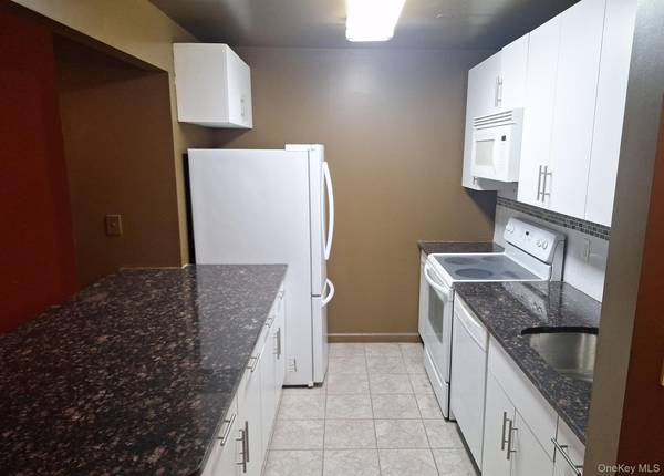 715 Fox ST #5J, Bronx, NY 10455